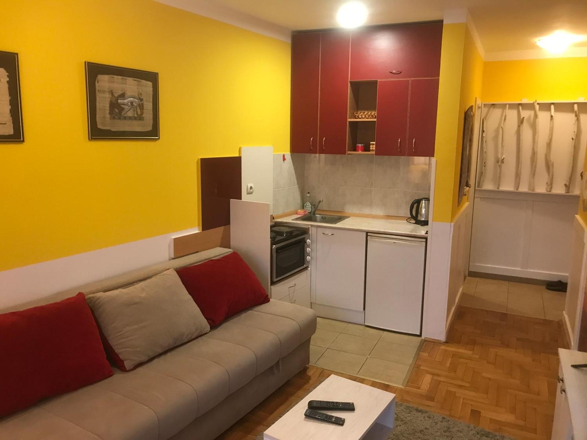 Tina Sajam Studio Novi Sad Exterior foto